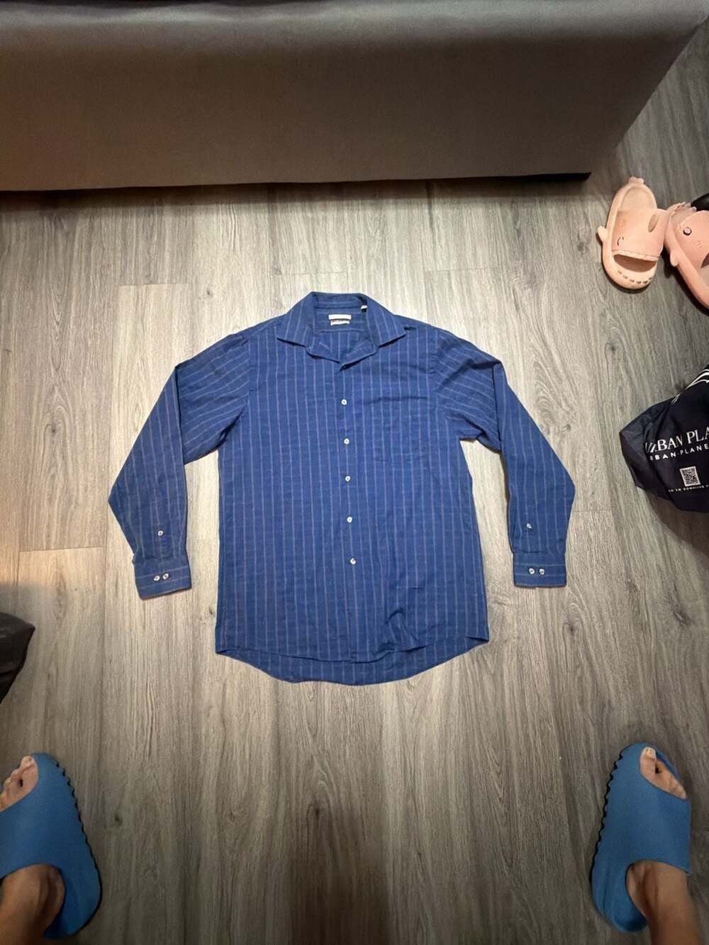 Van Heusen Flex Collar Long Sleeve Button Down Shirt Blue Striped Men's